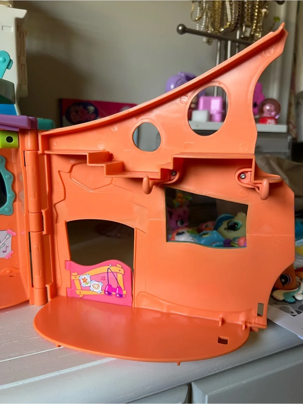Littlest Pet Shop Pets Only! Clubhouse